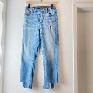 Lucky Brand Women’s Denim Cropped, Ripped, Boy Jeans Size: 26